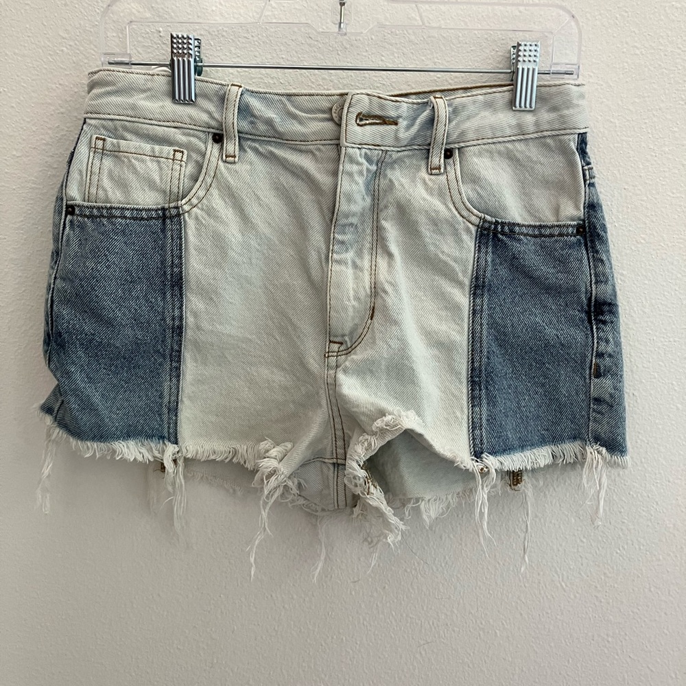 PacSun High Rise Festival Jean Shorts - color blocked dark & Light Blue. Size 27